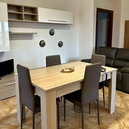 公寓 Accogliente Con Terrazzo Panoramico *