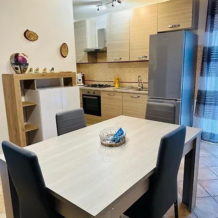Accogliente Con Terrazzo Panoramico 公寓 Telese