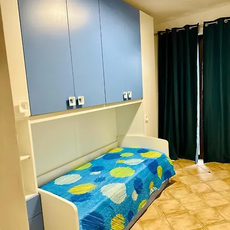 Accogliente Con Terrazzo Panoramico 公寓 *
