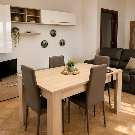Accogliente Con Terrazzo Panoramico 公寓 Telese